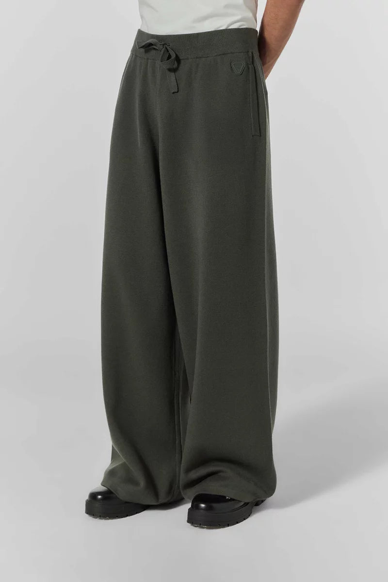 Pantalon Amaro coupe loose maille souple